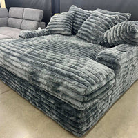 Comfy Oversized Chair With Cup holders and USB Charger *** NEW ARRIVAL***