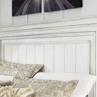 HH11-114 5-Piece Whitewash Bedroom Set – Bright, Rustic Charm with Timeless Appeal