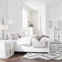 HH11-115 (5 Piece) White Lacquer Bedroom Set with LED Lighting & Rhinestone Details – Modern Glam Style