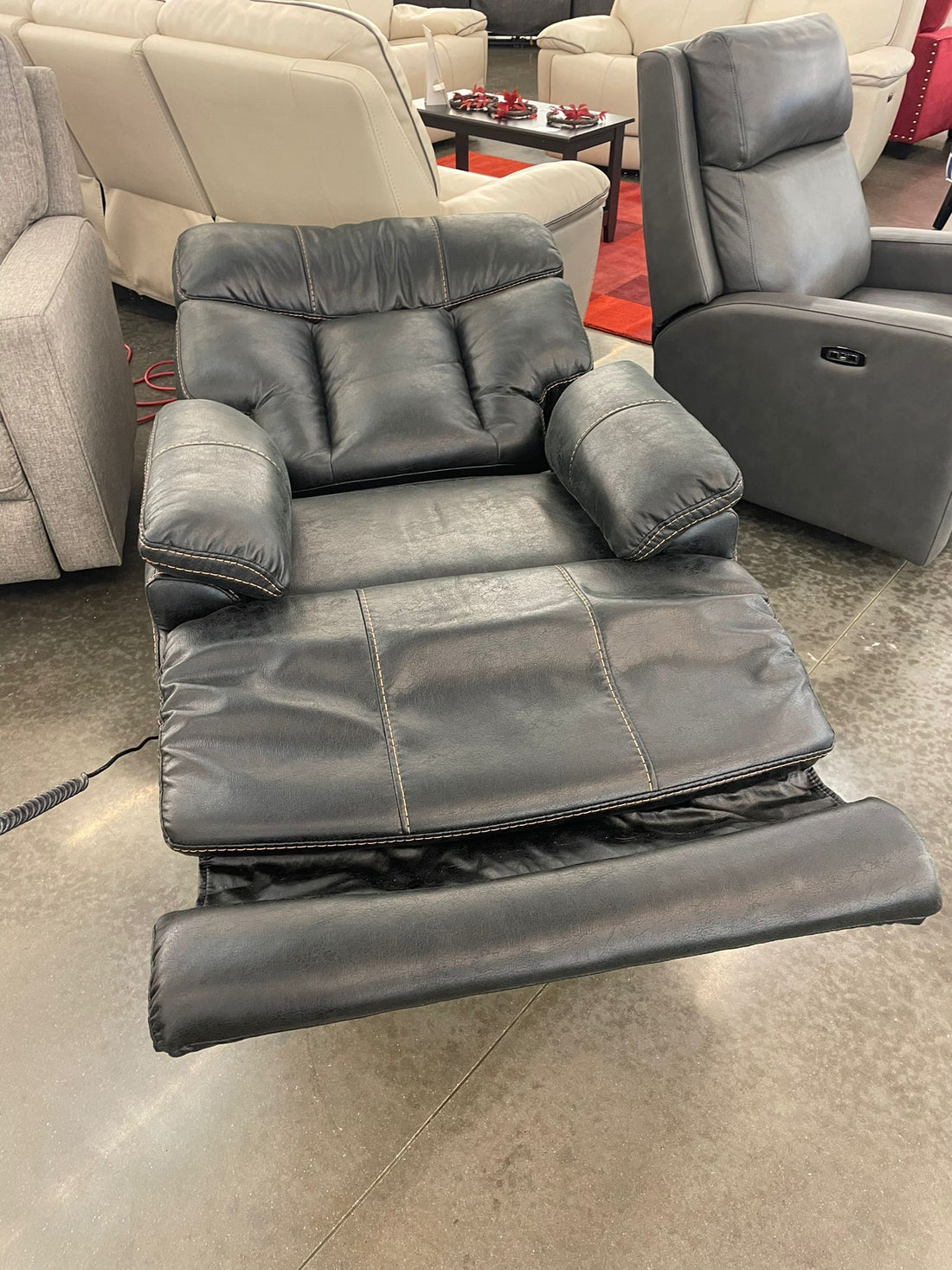 Flexsteel clive deals
