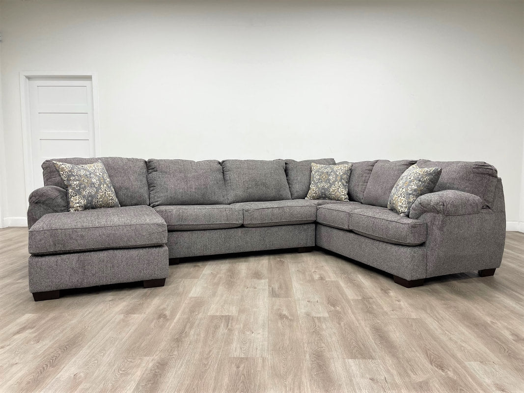 BRENTWOOD BLACK/GRAY/OATMEAL LINEN SECTIONAL / PRE-ORDER