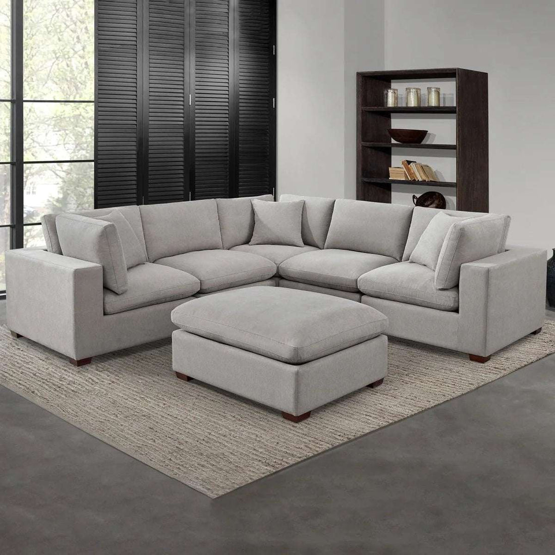Thomasville Lowell 6-Piece Fabric Modular Sectional, Ottoman & Three Toss Pillows Included