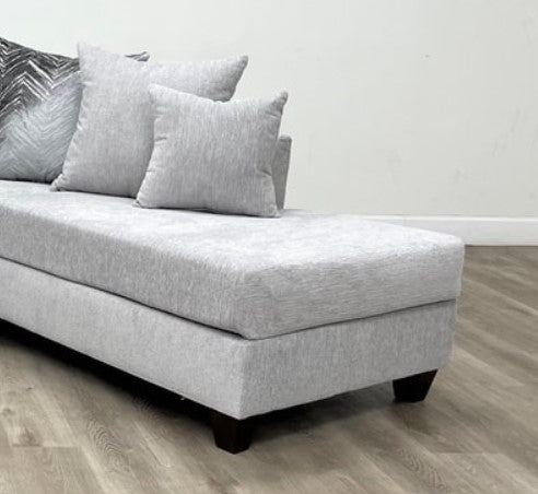 Dove L-Shaped Sectional w/Left Arm Chaise, Thick Gray Fabric